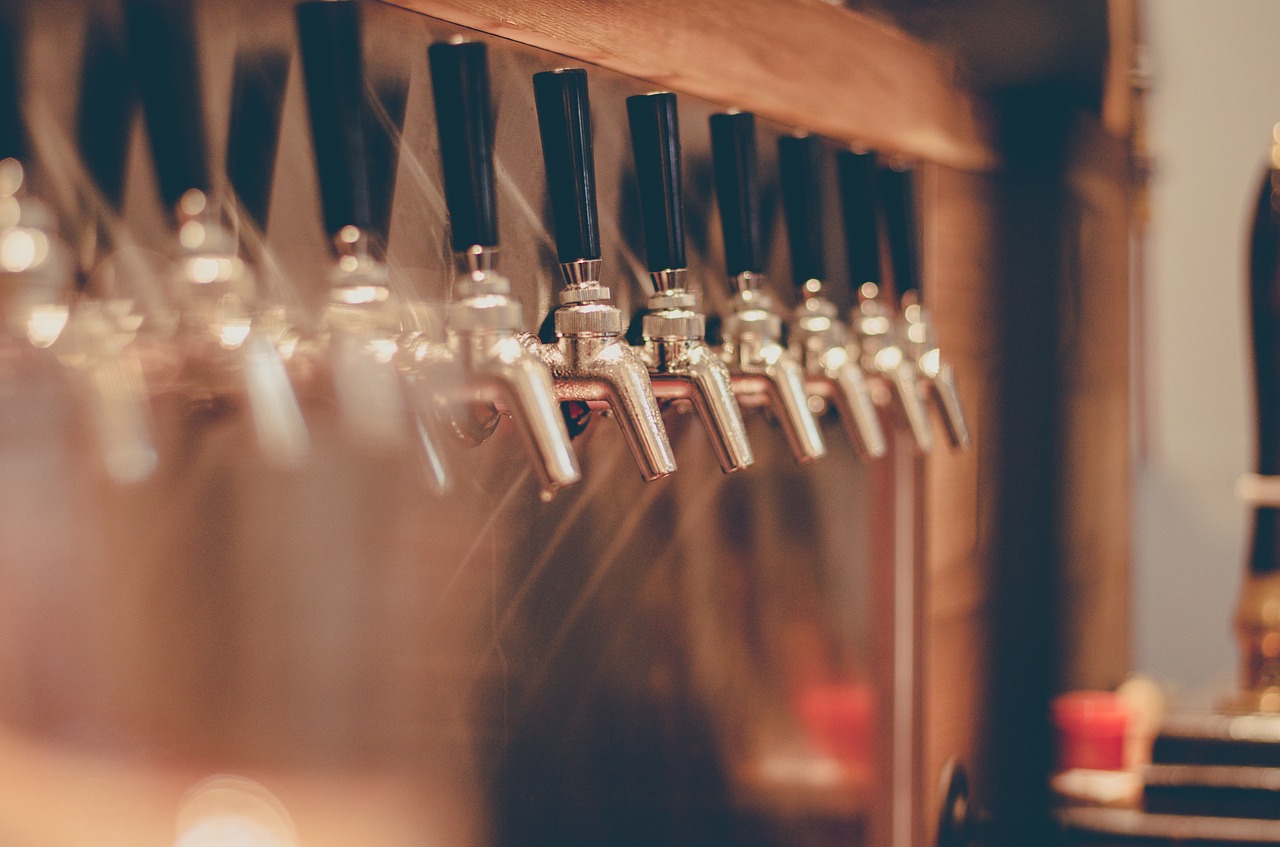 Lagunitas Brewery in Petaluma, CA - Craft Brews & Taproom Tours